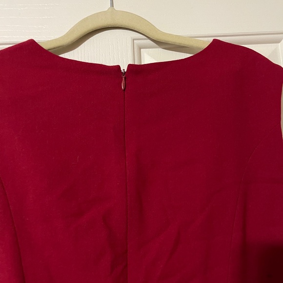 Classic burgundy shell dress. - Picture 8 of 8